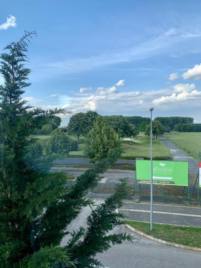 Chance Apartman Buekfuerdo Exterior foto