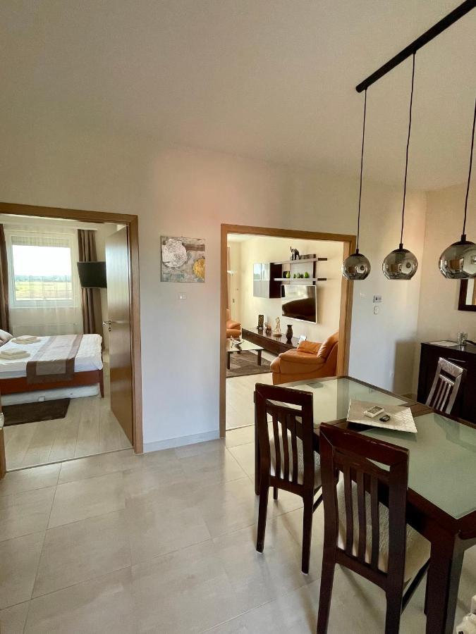 Chance Apartman Buekfuerdo Exterior foto