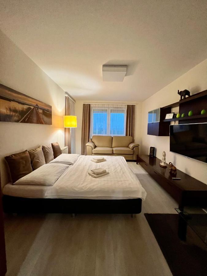 Chance Apartman Buekfuerdo Exterior foto