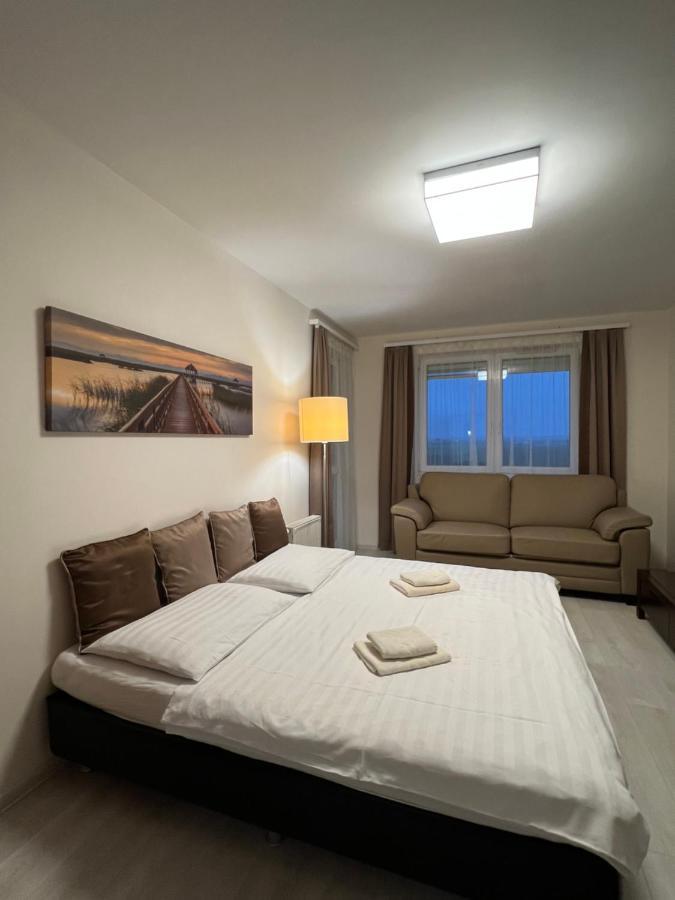 Chance Apartman Buekfuerdo Exterior foto