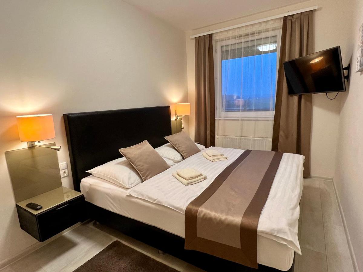 Chance Apartman Buekfuerdo Exterior foto