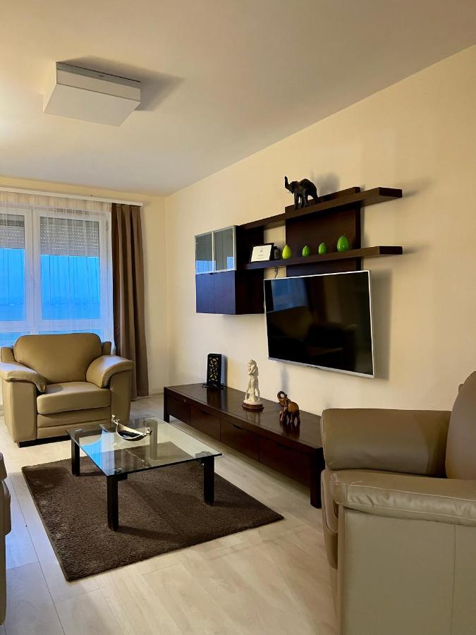 Chance Apartman Buekfuerdo Exterior foto